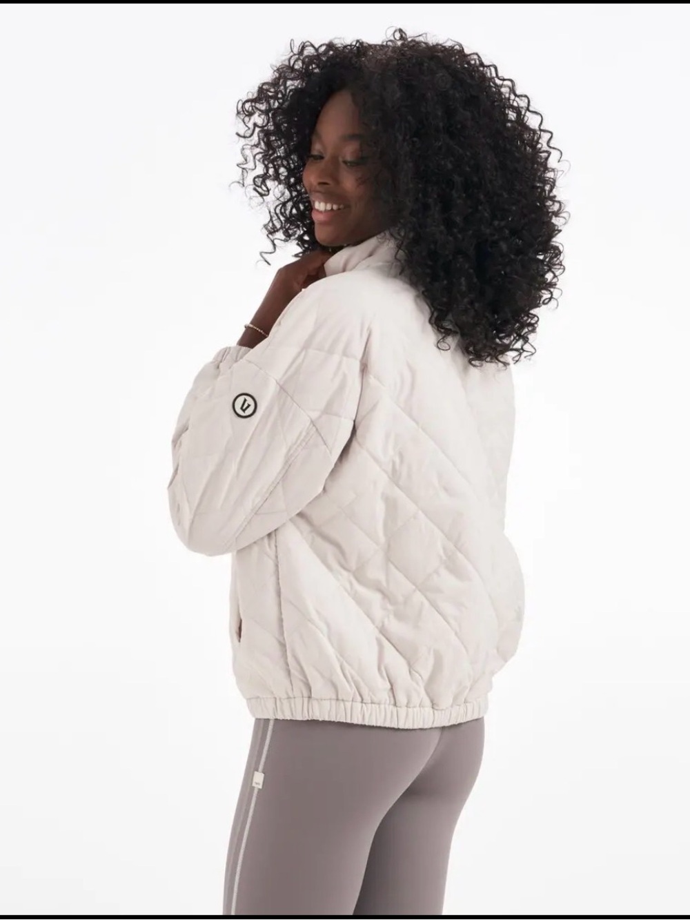Vuori Quilted Puffer Jacket in Light Beige/Cream